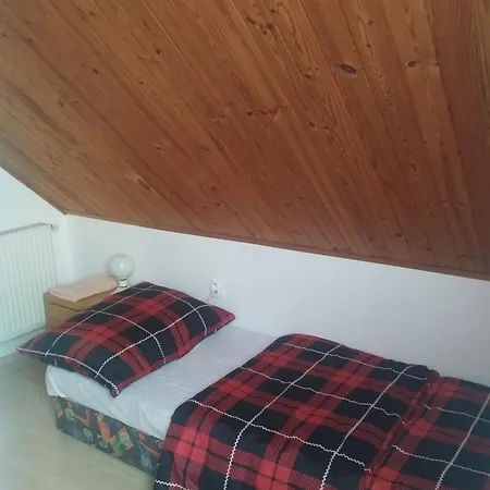 Apartment Drevenica U Holtana Oscadnica